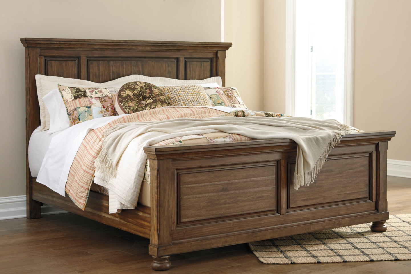 Flynnter Queen Panel Bed with Mirrored Dresser, Chest and 2 Nightstands - MyWaynesHome #