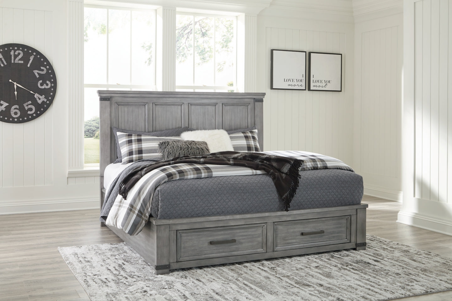 Russelyn King Storage Bed with Mirrored Dresser and Chest - MyWaynesHome #