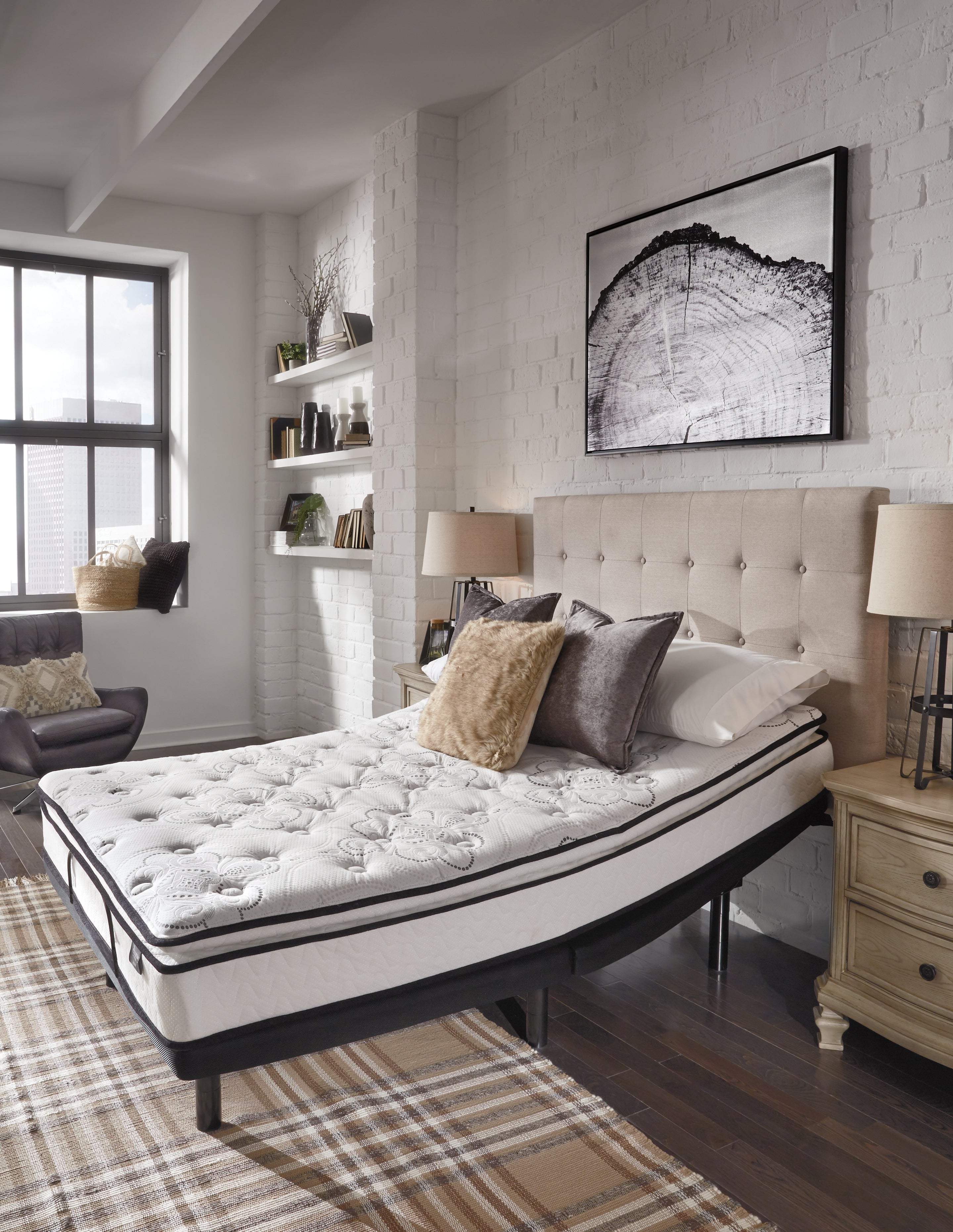 Hybrid 1600 King Mattress with Head-Foot Model Best King Adjustable Base - MyWaynesHome #